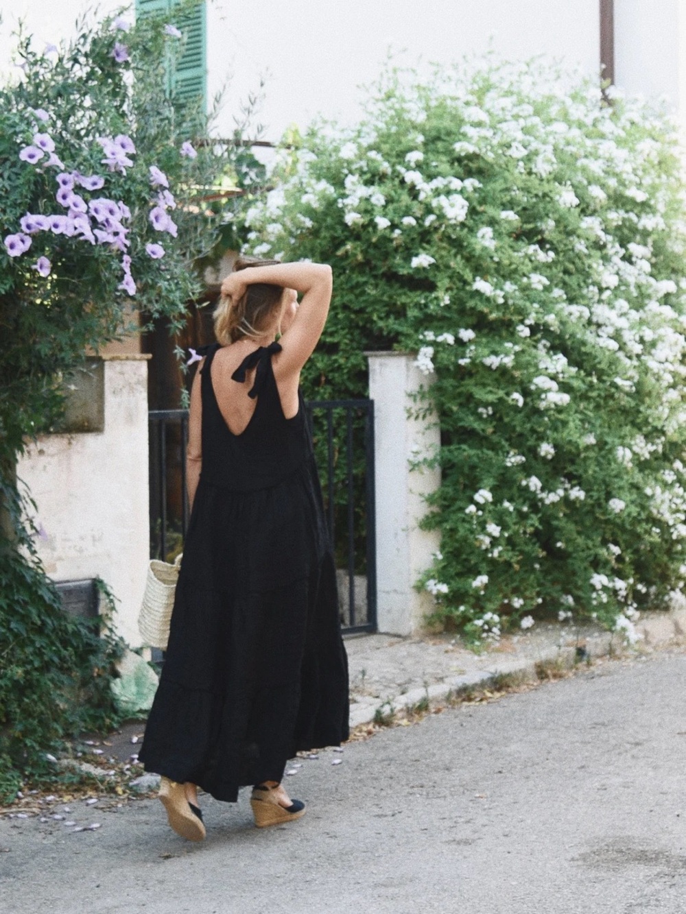 New Beachwood Baby Sevilla dress Noir linen